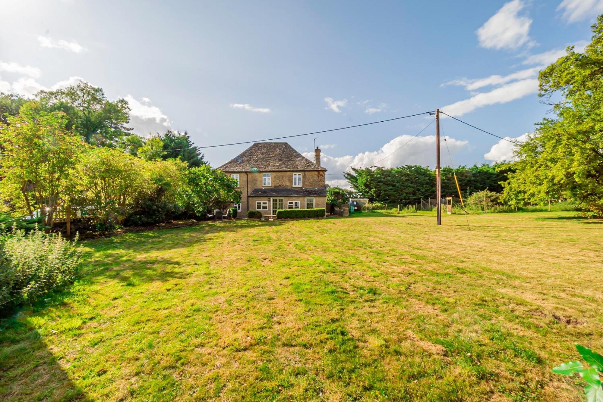 Farmhouse Retreat, 4 Bed, Pet Friendly Long Hanborough ภายนอก รูปภาพ