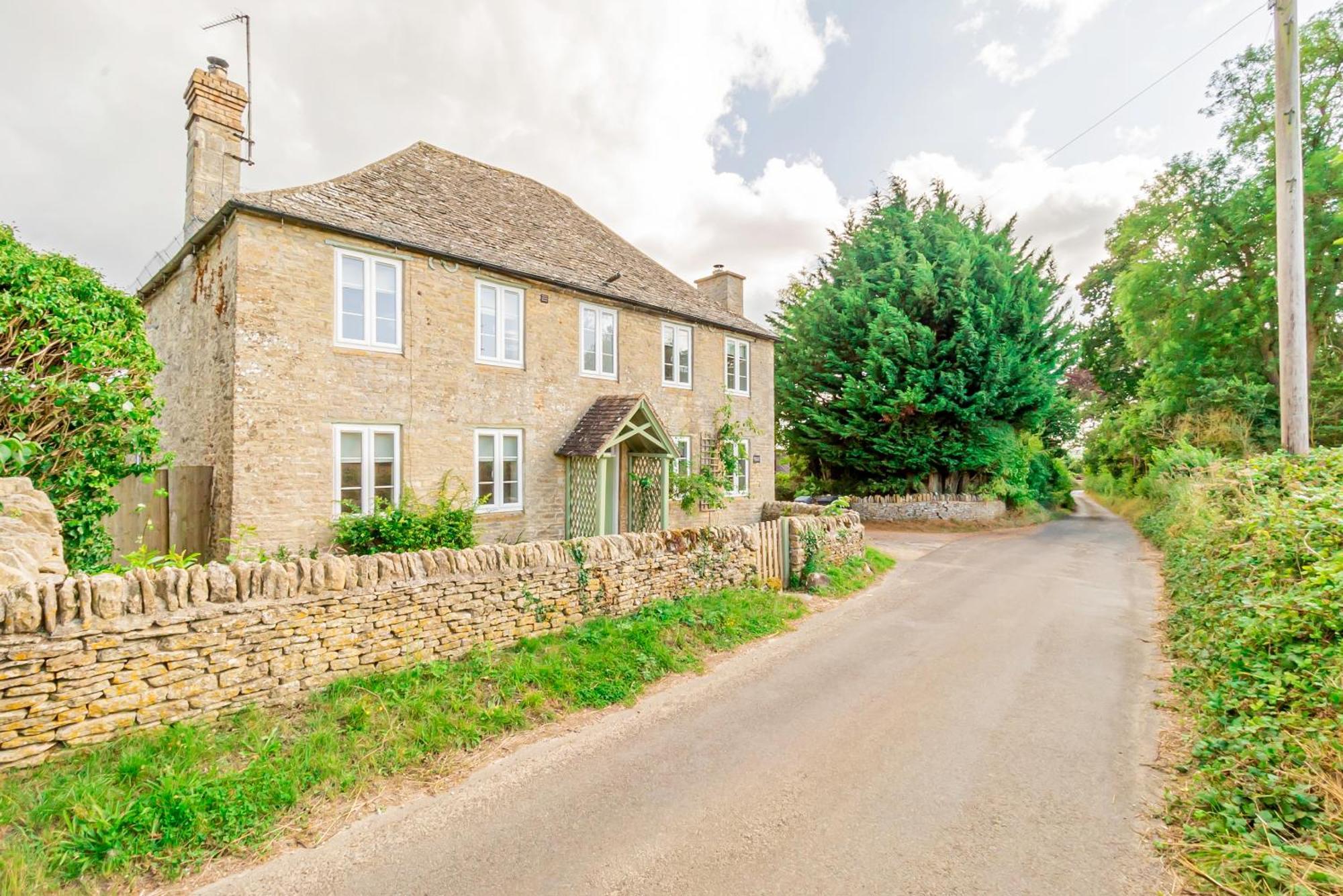 Farmhouse Retreat, 4 Bed, Pet Friendly Long Hanborough ภายนอก รูปภาพ